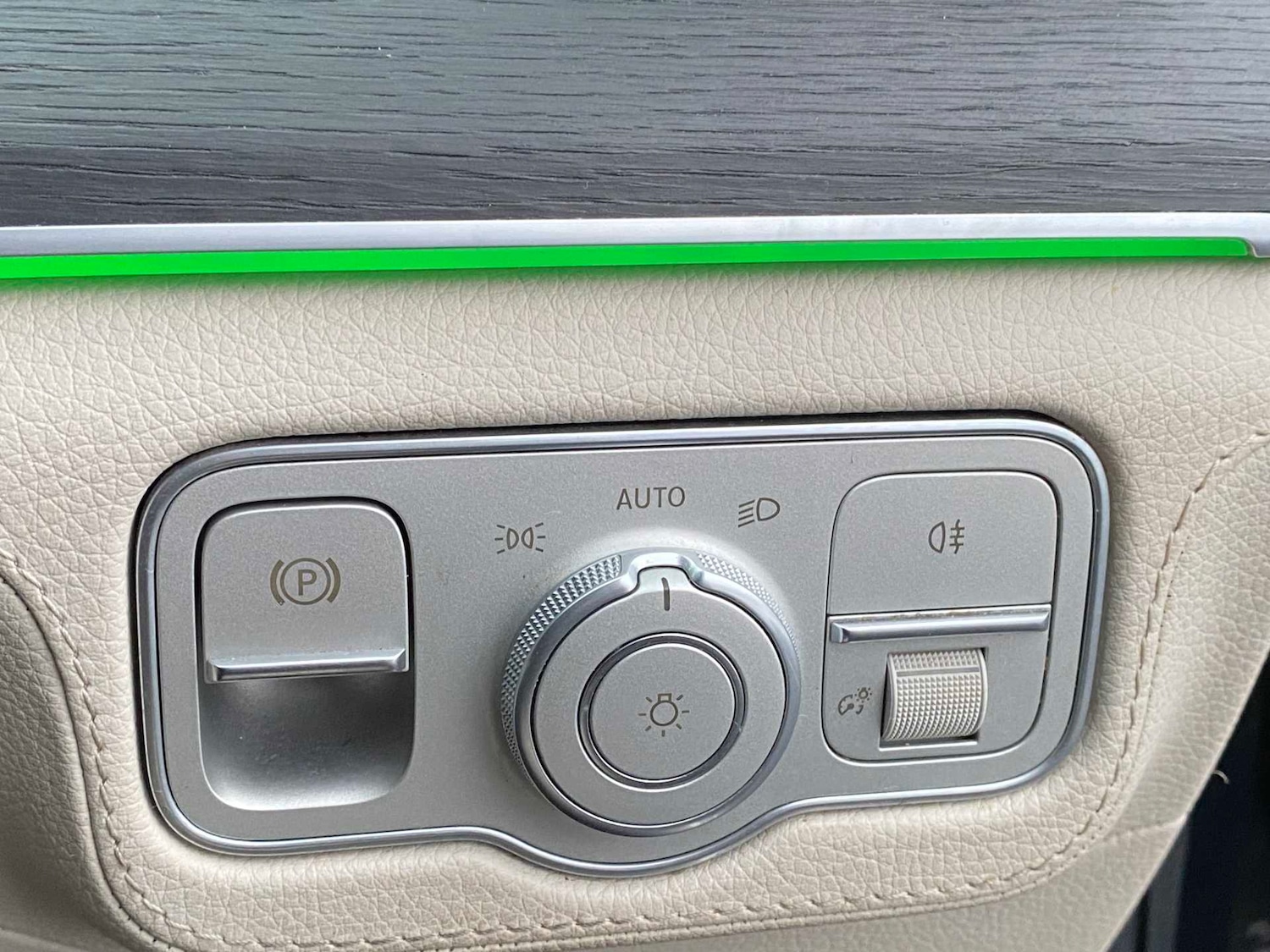 Used Mercedes-Benz GLE 2024 for sale - 77233003: Photo 24