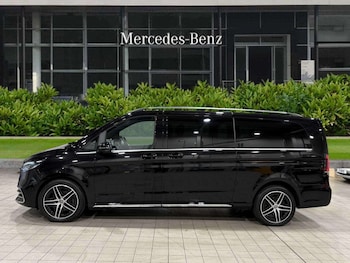 Used Mercedes-Benz V-Class 2025 for sale - 76851607: Photo