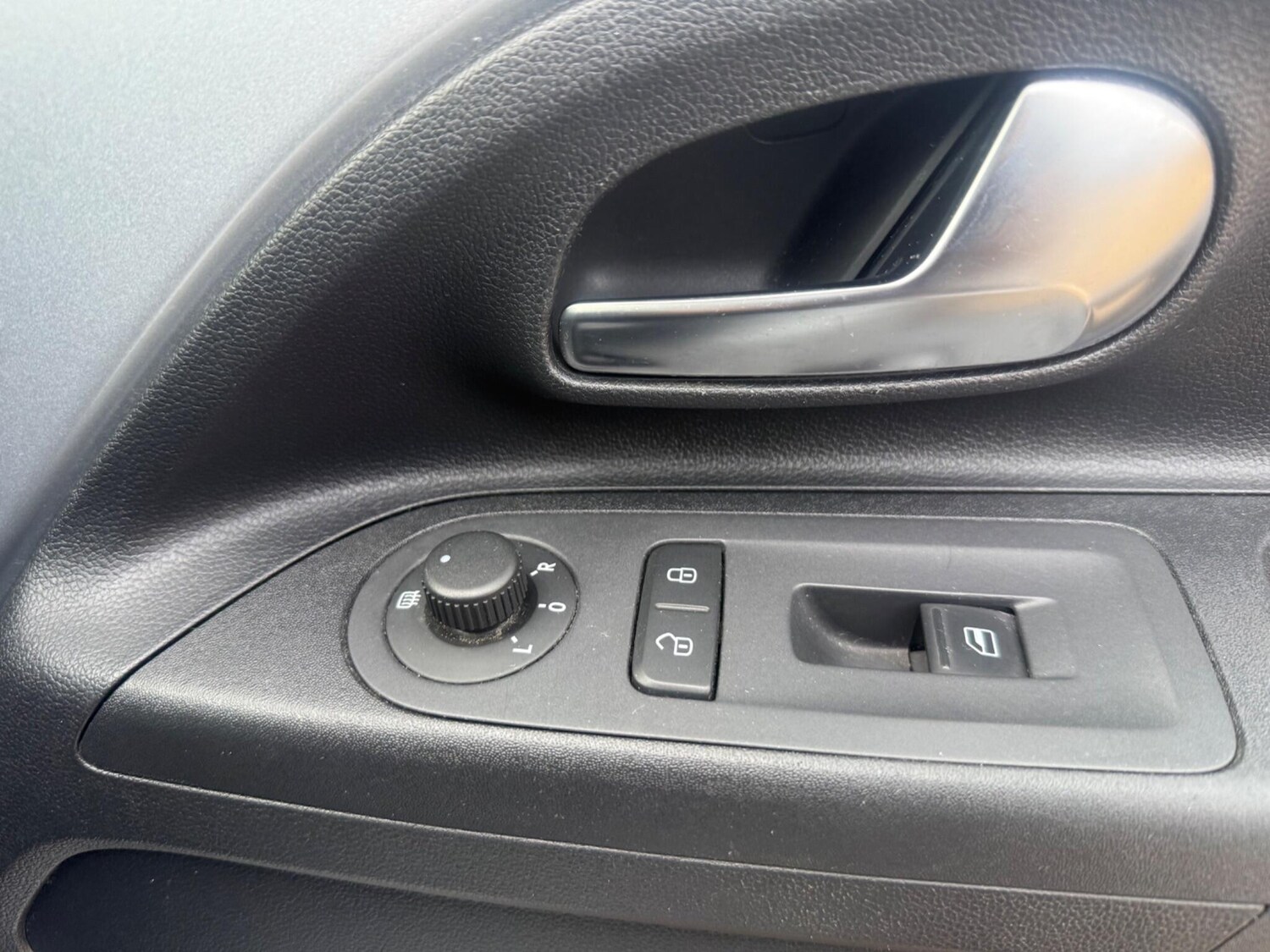 Used Volkswagen up! 2012 for sale - 77639440: Photo 20