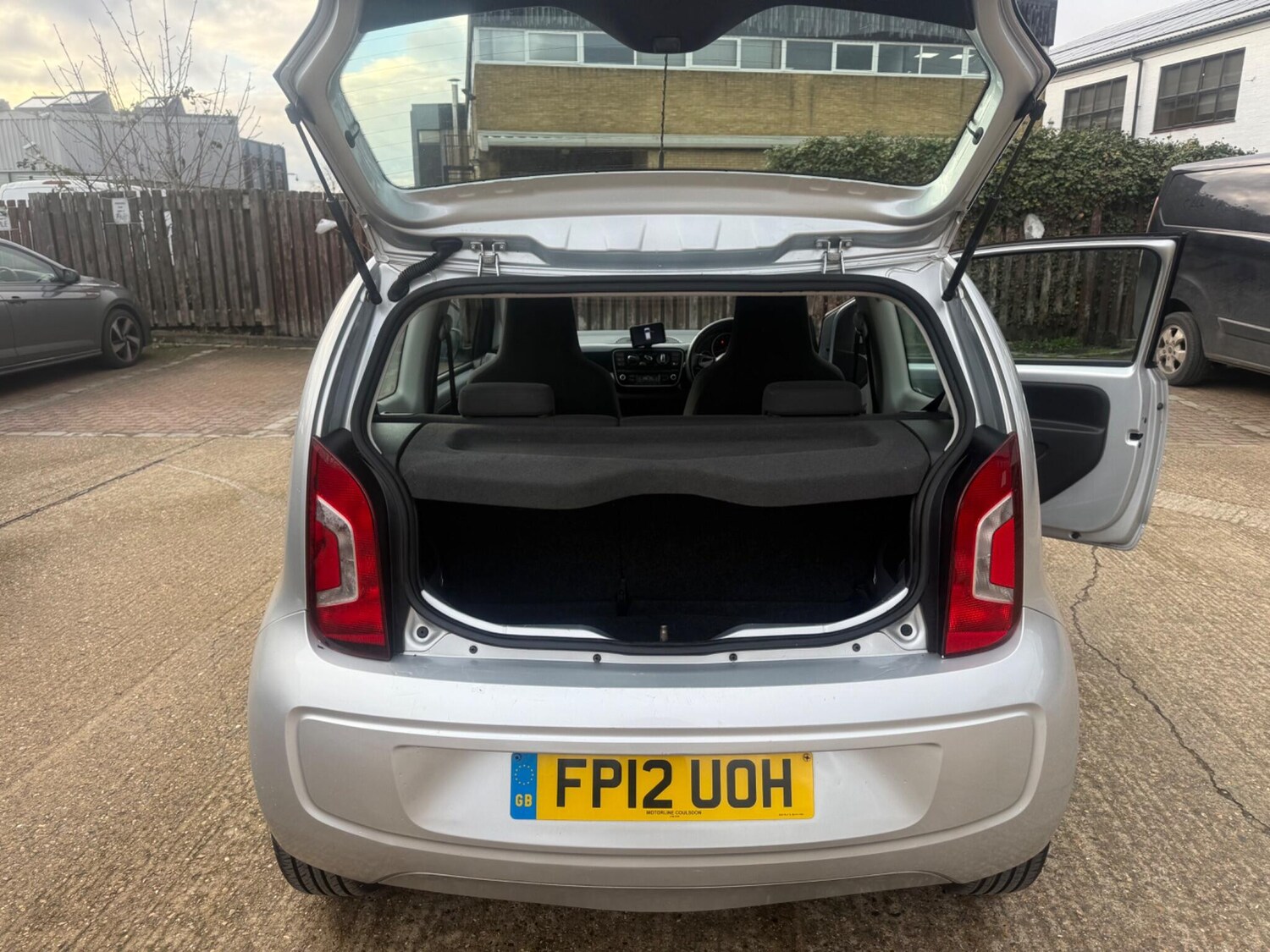 Used Volkswagen up! 2012 for sale - 77639440: Photo 27