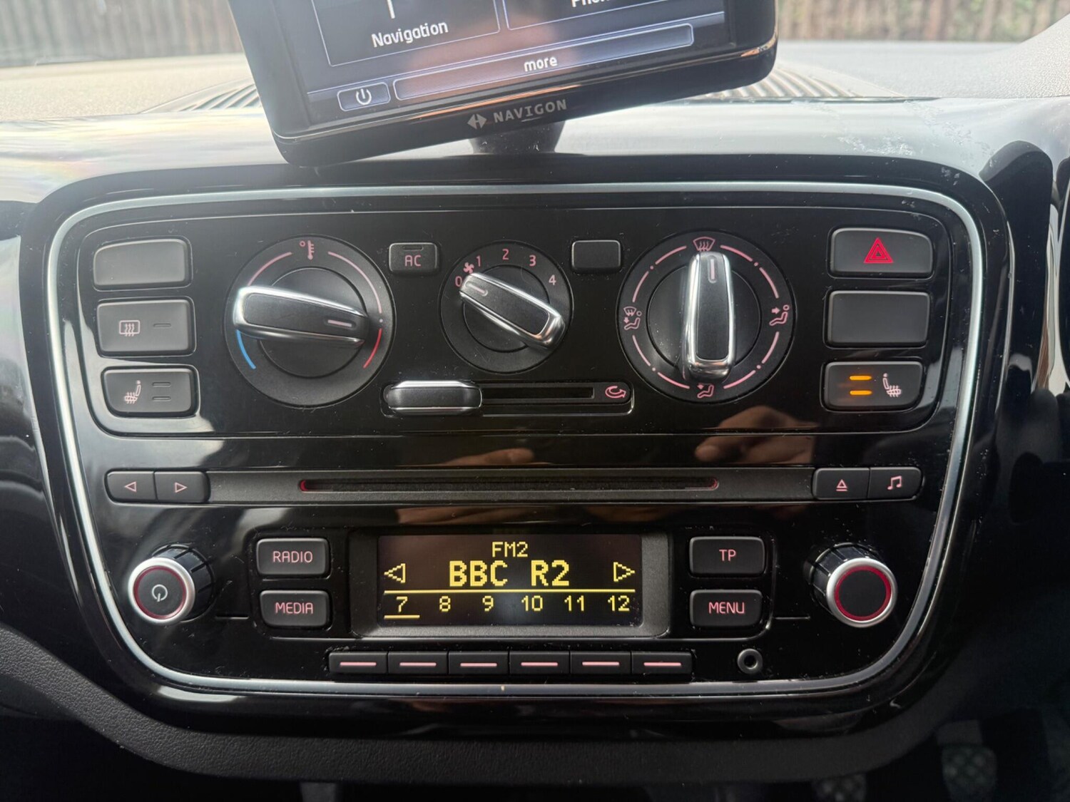 Used Volkswagen up! 2012 for sale - 77639440: Photo 29