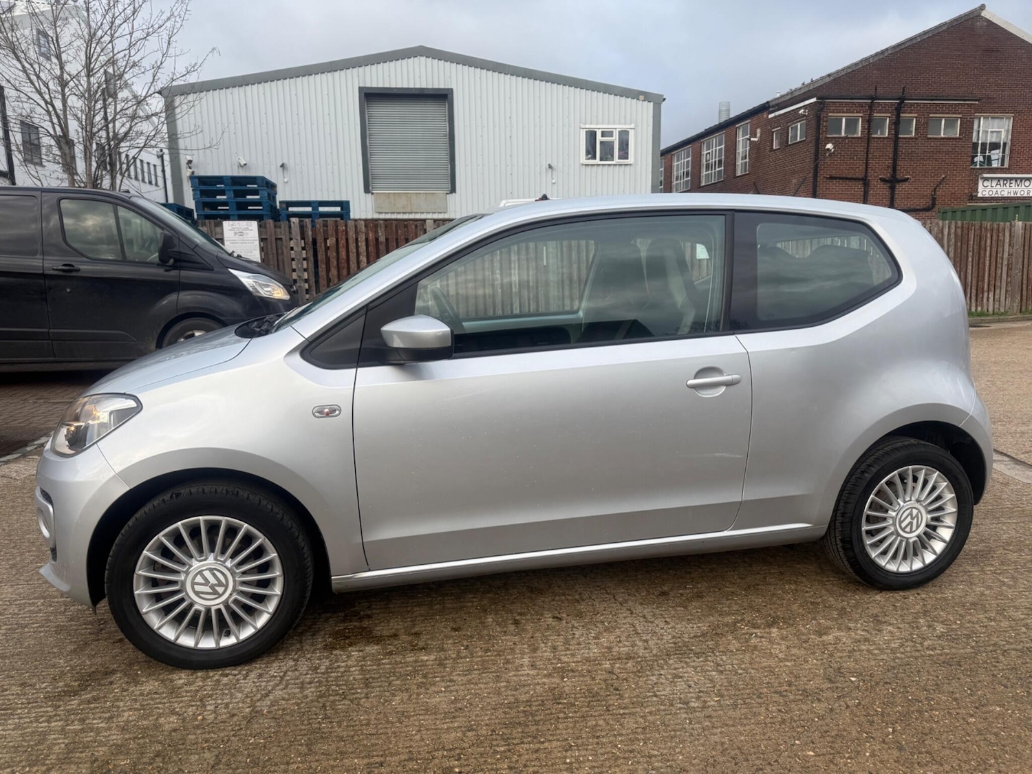 Used Volkswagen up! 2012 for sale - 77639440: Photo 5
