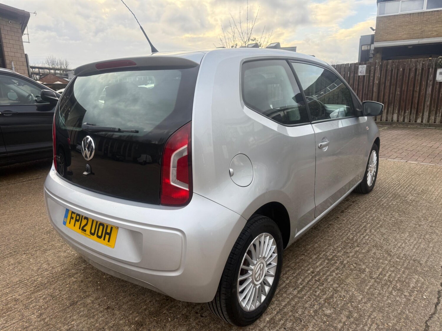 Used Volkswagen up! 2012 for sale - 77639440: Photo 8