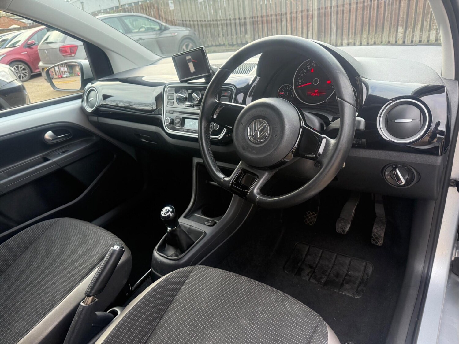 Used Volkswagen up! 2012 for sale - 77639440: Photo 9