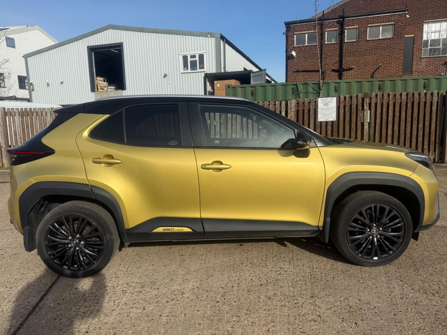 Used Toyota Yaris Cross 2022 for sale - 77639433: Photo 10