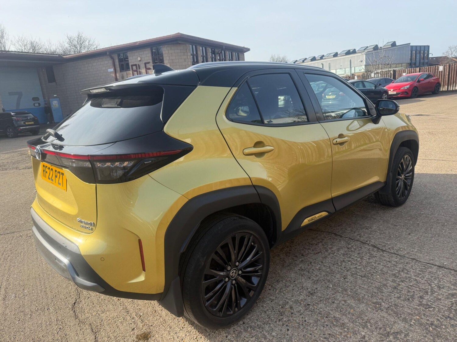 Used Toyota Yaris Cross 2022 for sale - 77639433: Photo 12