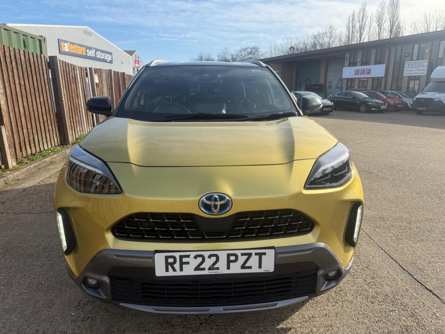 Used Toyota Yaris Cross 2022 for sale - 77639433: Photo 2