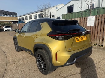 Used Toyota Yaris Cross 2022 for sale - 77639433: Photo