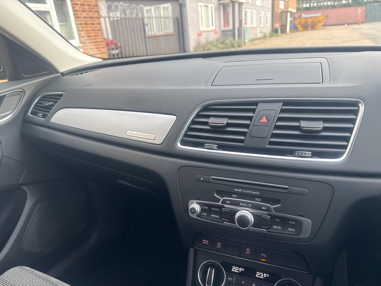 Used Audi Q3 2015 for sale - 78069736: Photo 12