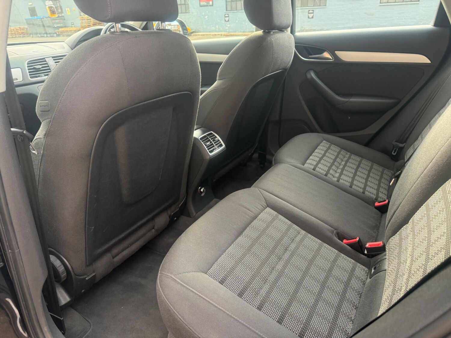 Used Audi Q3 2015 for sale - 78069736: Photo 18