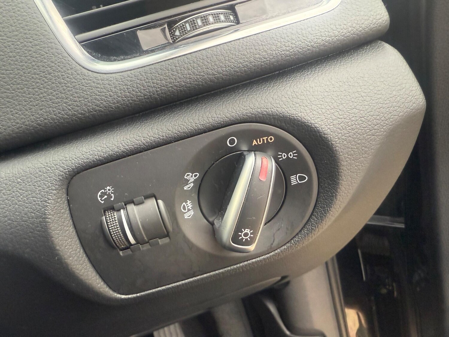 Used Audi Q3 2015 for sale - 78069736: Photo 19