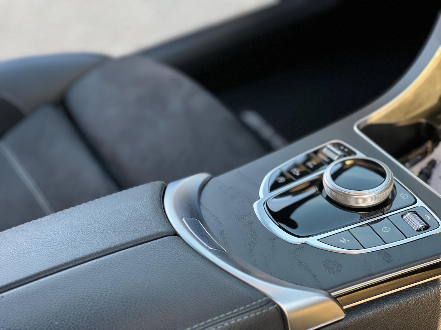 Used Mercedes-Benz C Class 2019 for sale - 77639452: Photo 11