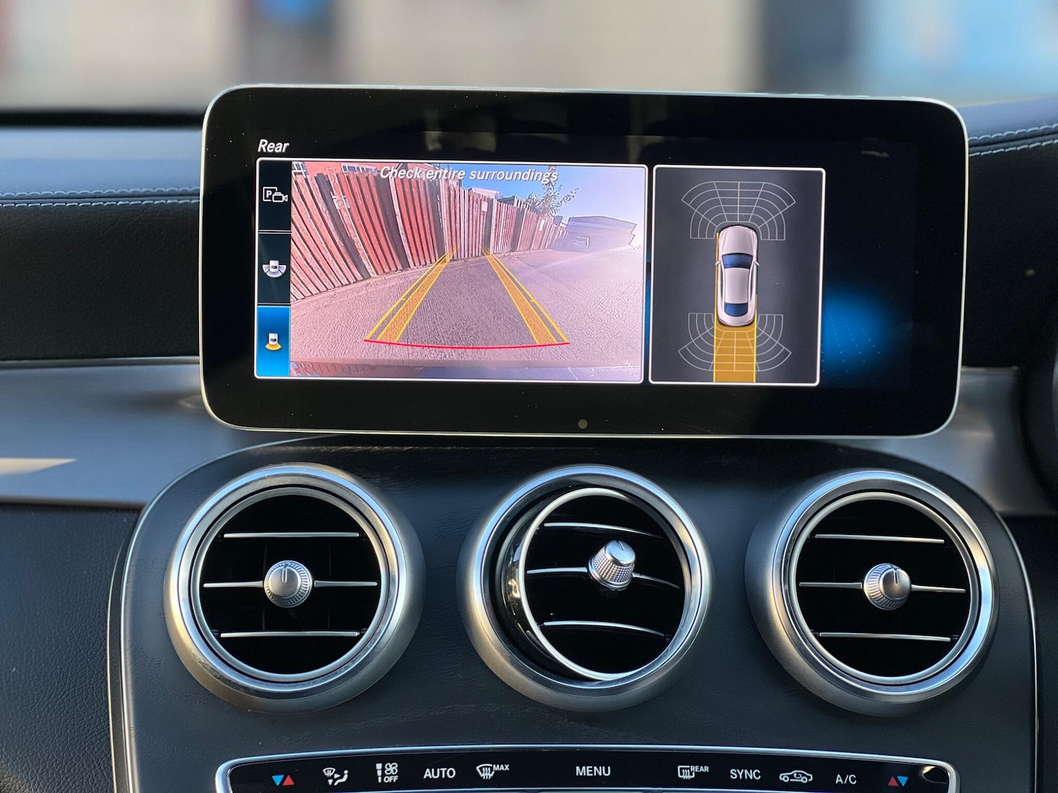 Used Mercedes-Benz C Class 2019 for sale - 77639452: Photo 30