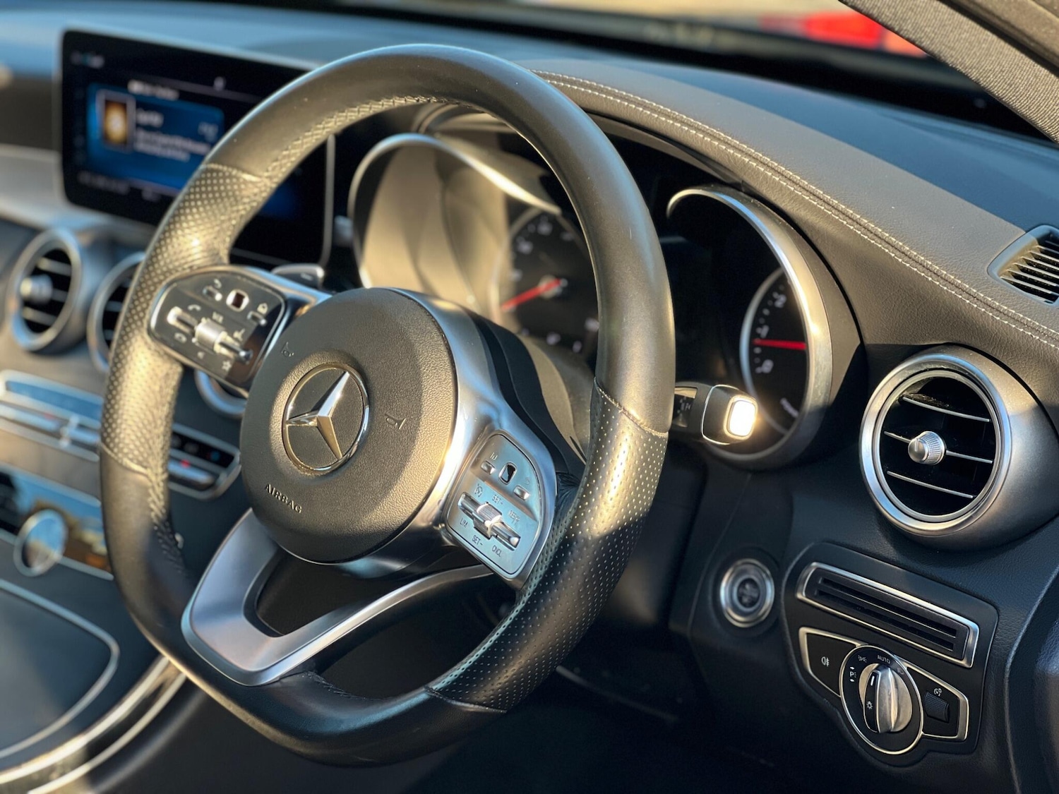 Used Mercedes-Benz C Class 2019 for sale - 77639452: Photo 35