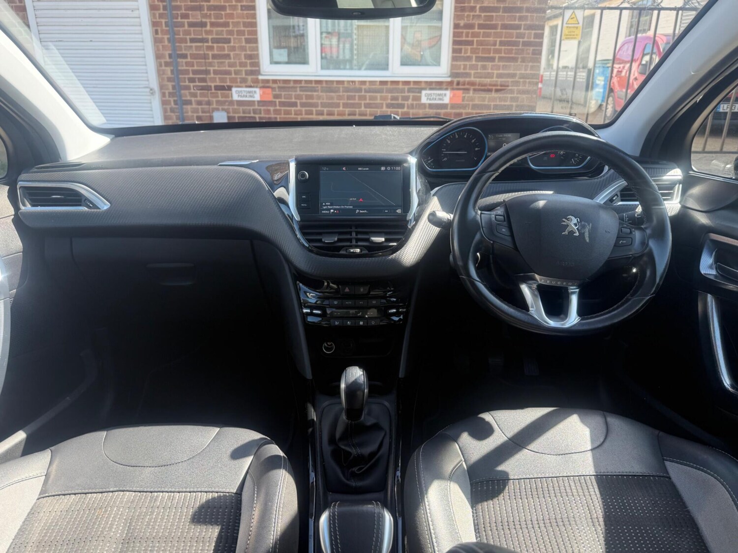 Used Peugeot 2008 2018 for sale - 78144142: Photo 11