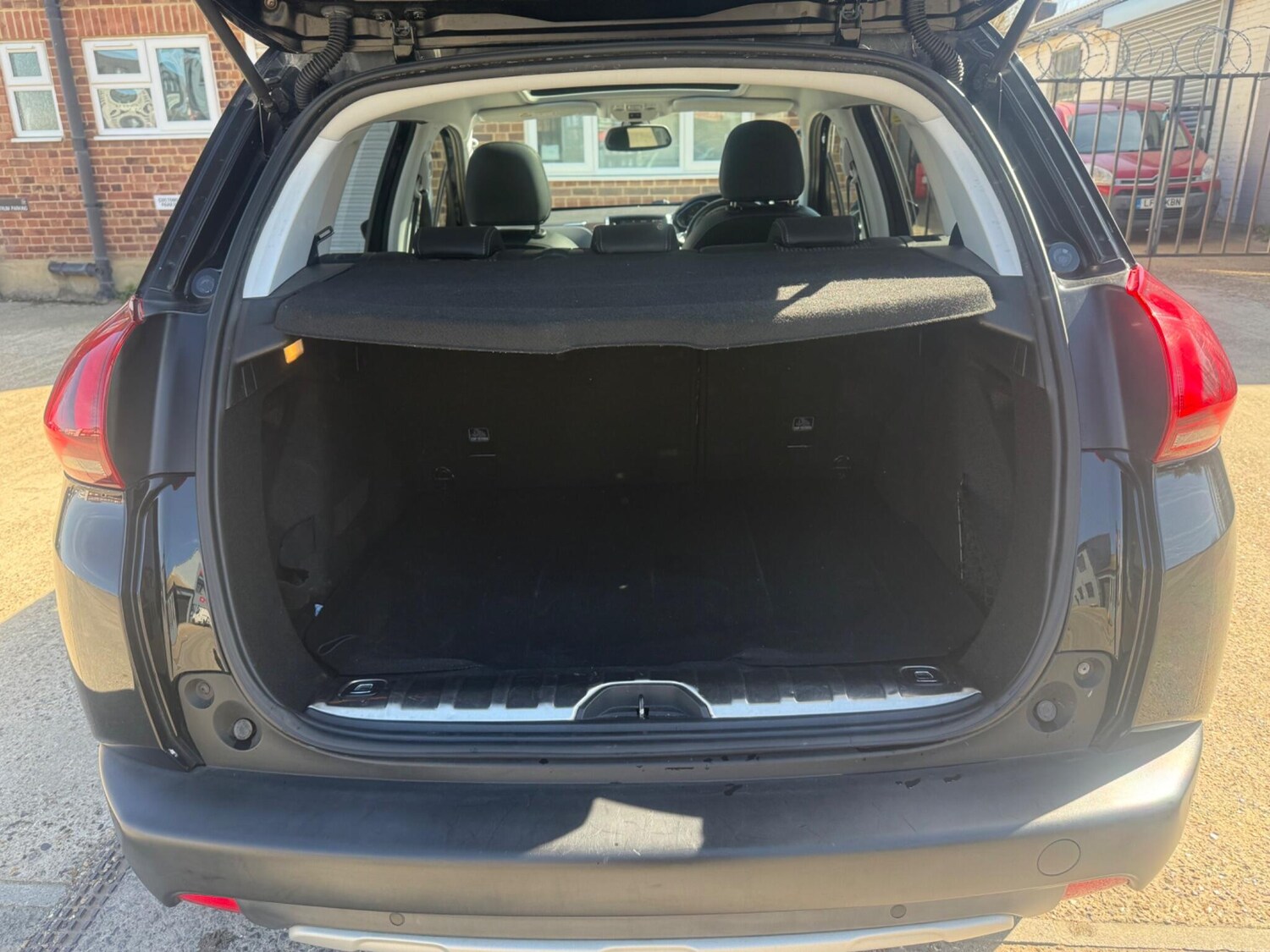 Used Peugeot 2008 2018 for sale - 78144142: Photo 26