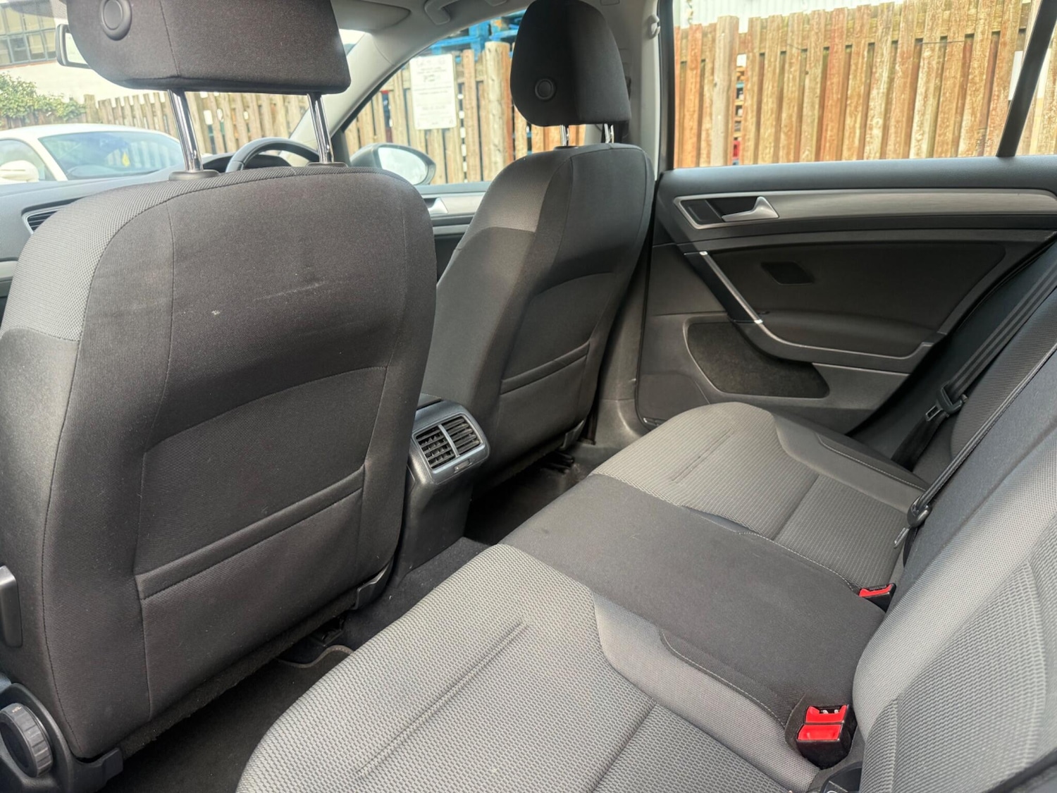 Used Volkswagen Golf 2016 for sale - 77639437: Photo 14