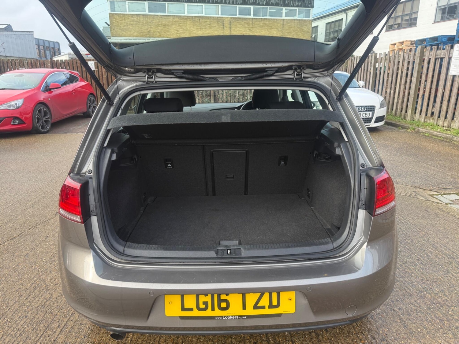 Used Volkswagen Golf 2016 for sale - 77639437: Photo 28