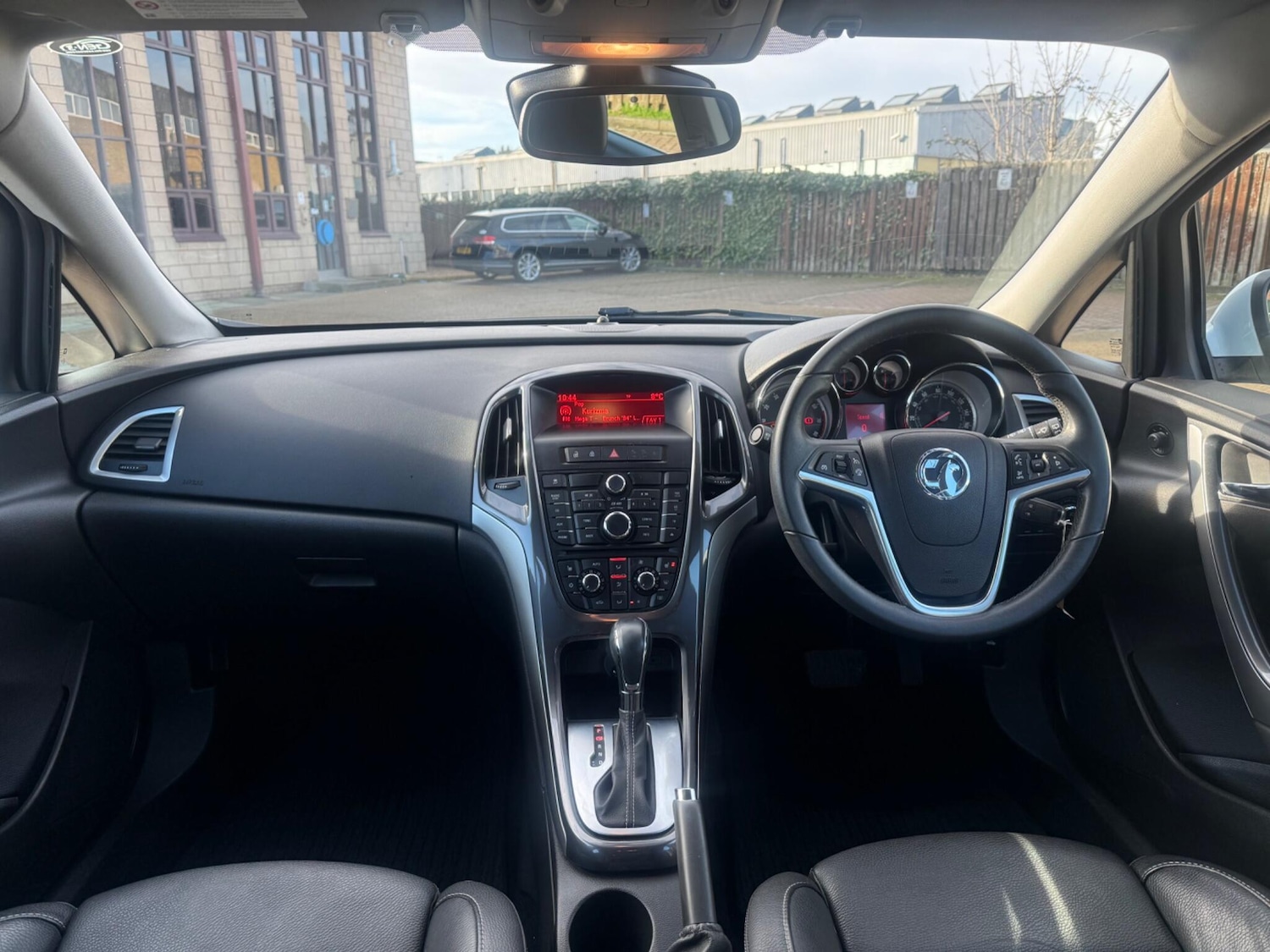 Used Vauxhall Astra 2013 for sale - 77639431: Photo 11