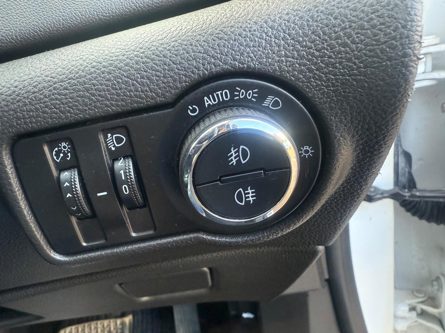 Used Vauxhall Astra 2013 for sale - 77639431: Photo 17