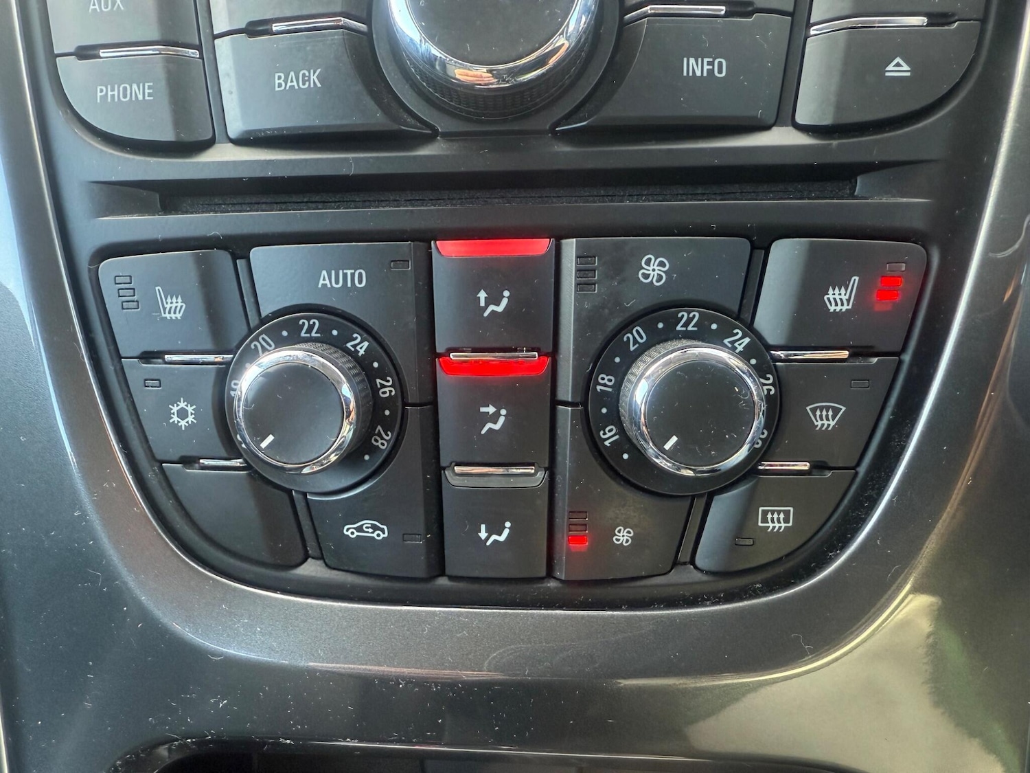 Used Vauxhall Astra 2013 for sale - 77639431: Photo 20