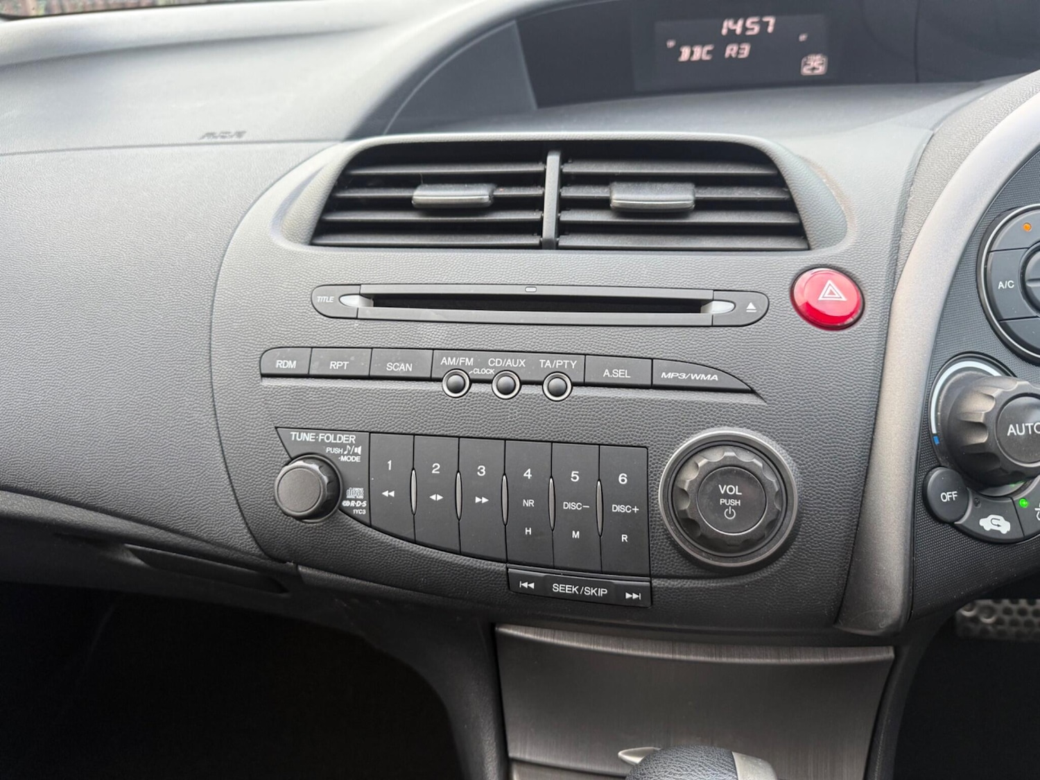 Used Honda Civic 2009 for sale - 77639459: Photo 30