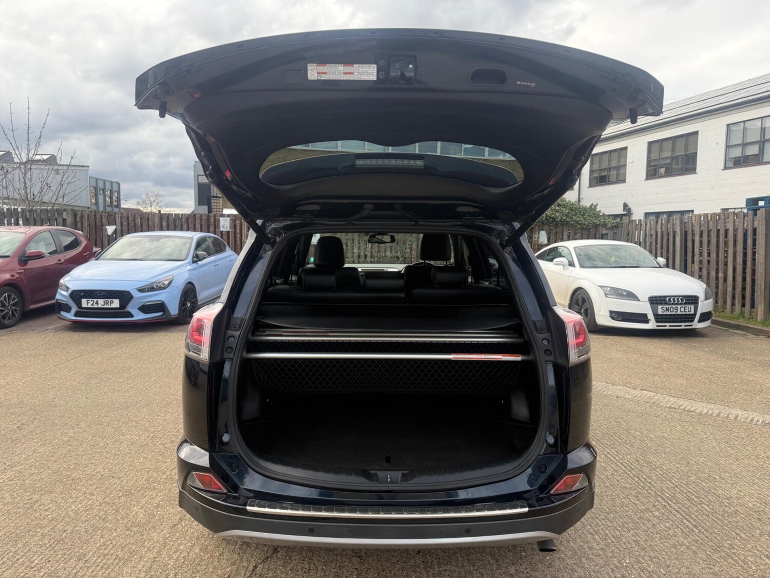 Used Toyota RAV4 for sale - 77820048: Photo 35