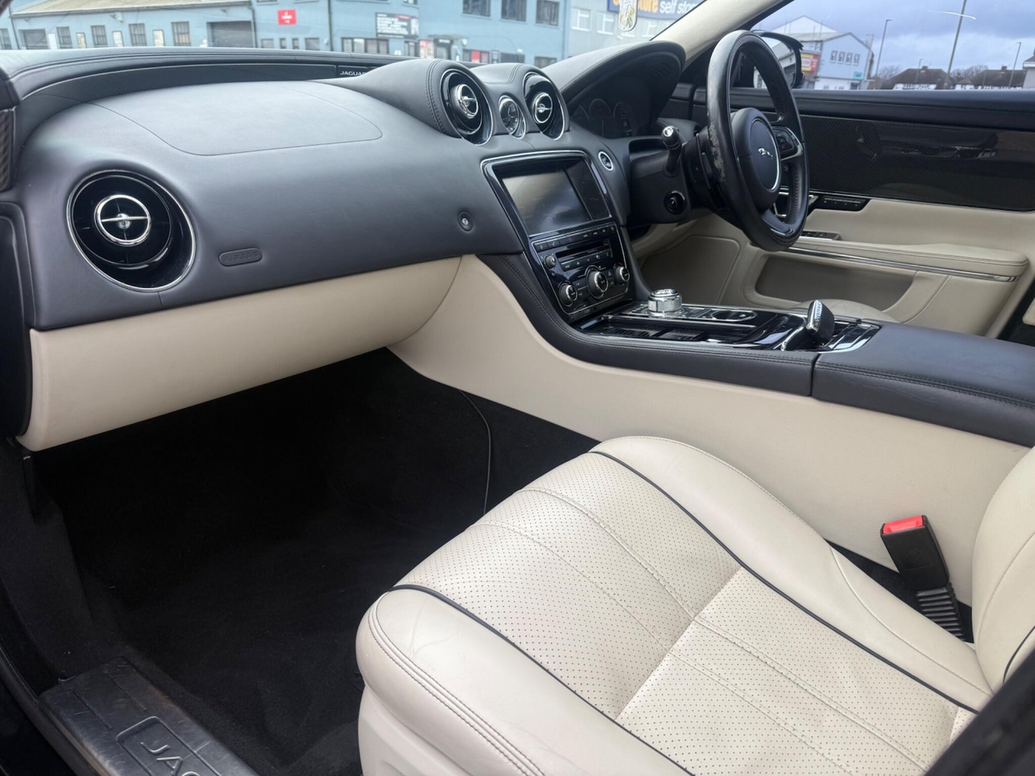 Used Jaguar XJ 2013 for sale - 77639435: Photo 12