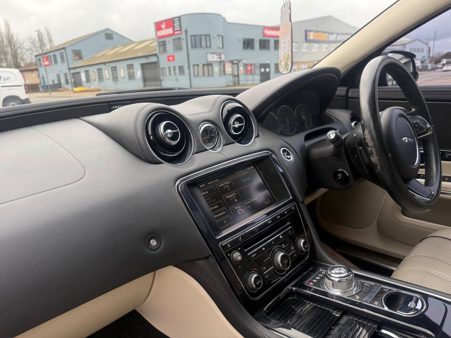 Used Jaguar XJ 2013 for sale - 77639435: Photo 13