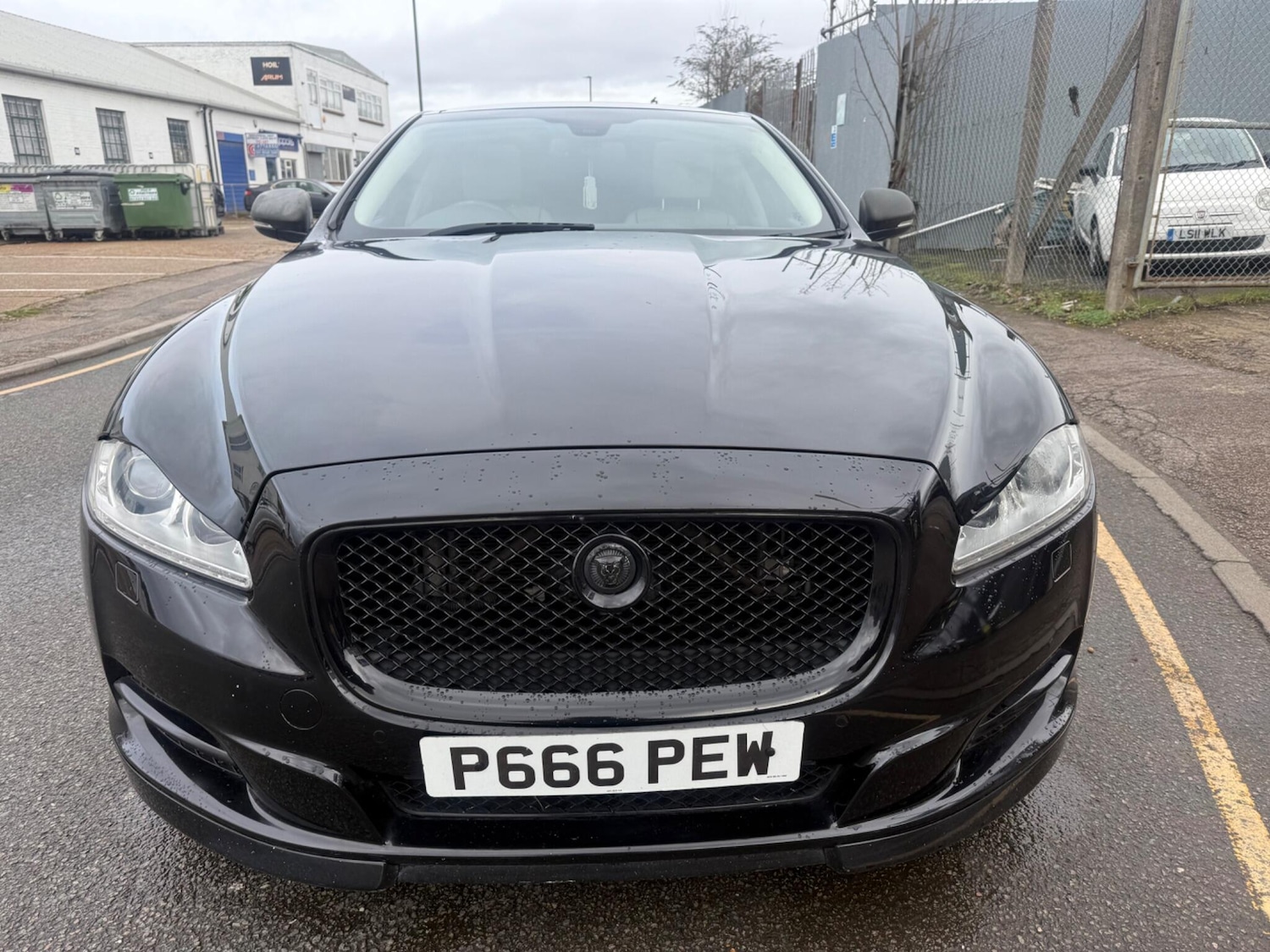 Used Jaguar XJ 2013 for sale - 77639435: Photo 2