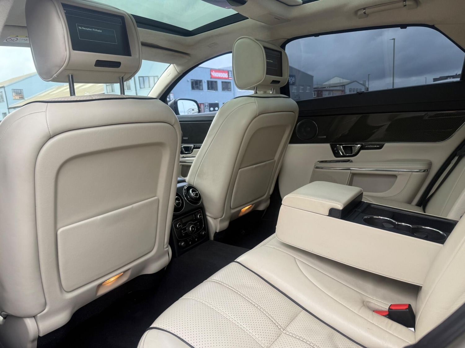 Used Jaguar XJ 2013 for sale - 77639435: Photo 20