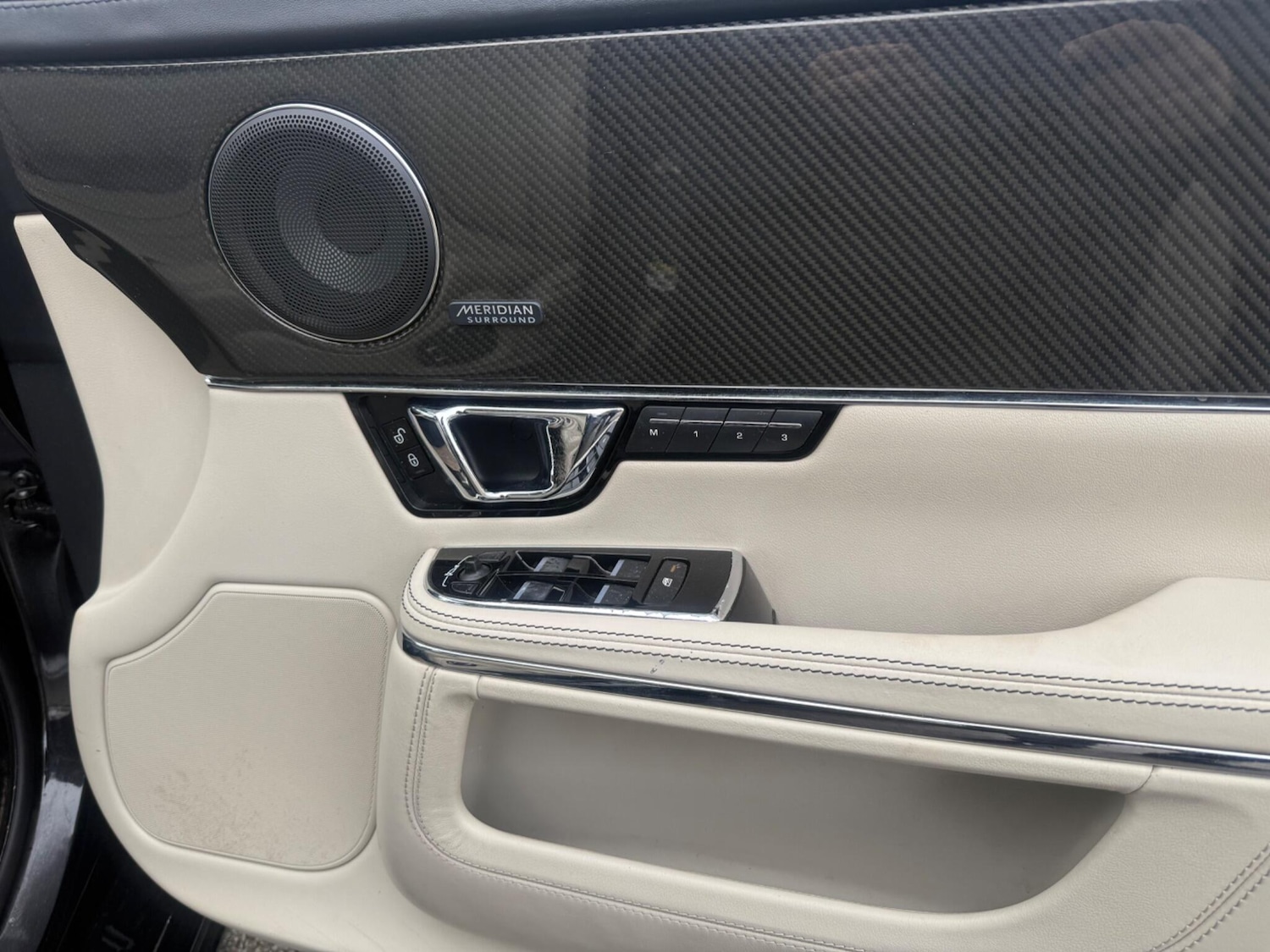 Used Jaguar XJ 2013 for sale - 77639435: Photo 28