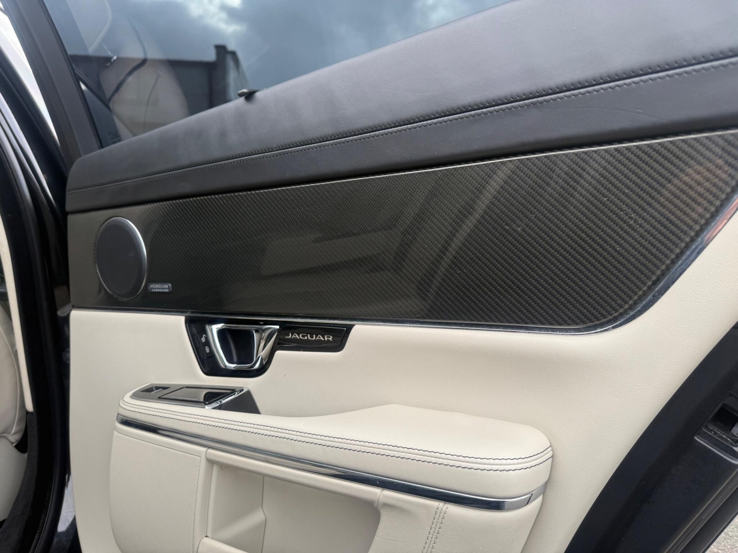 Used Jaguar XJ 2013 for sale - 77639435: Photo 30