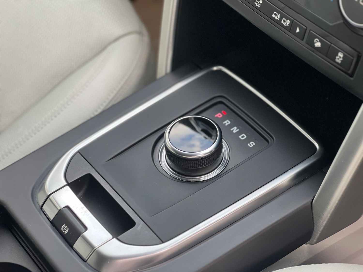 Used Land Rover Discovery Sport 2019 for sale - 77639456: Photo 18