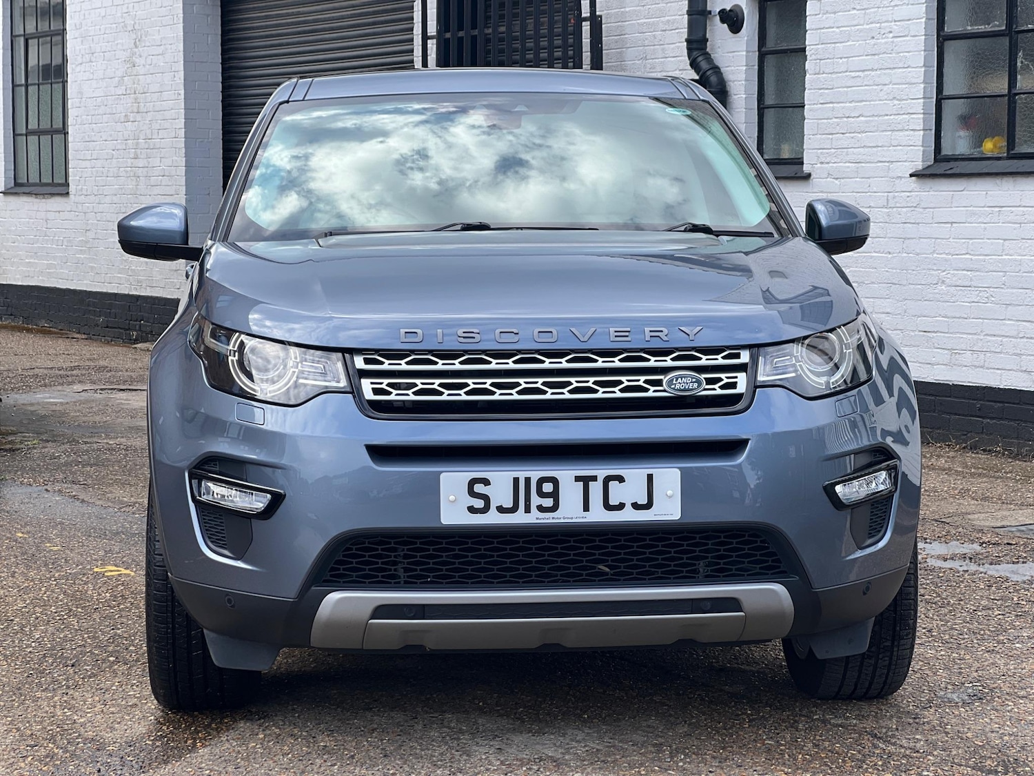 Used Land Rover Discovery Sport 2019 for sale - 77639456: Photo 2