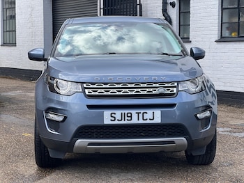 Used Land Rover Discovery Sport 2019 for sale - 77639456: Photo