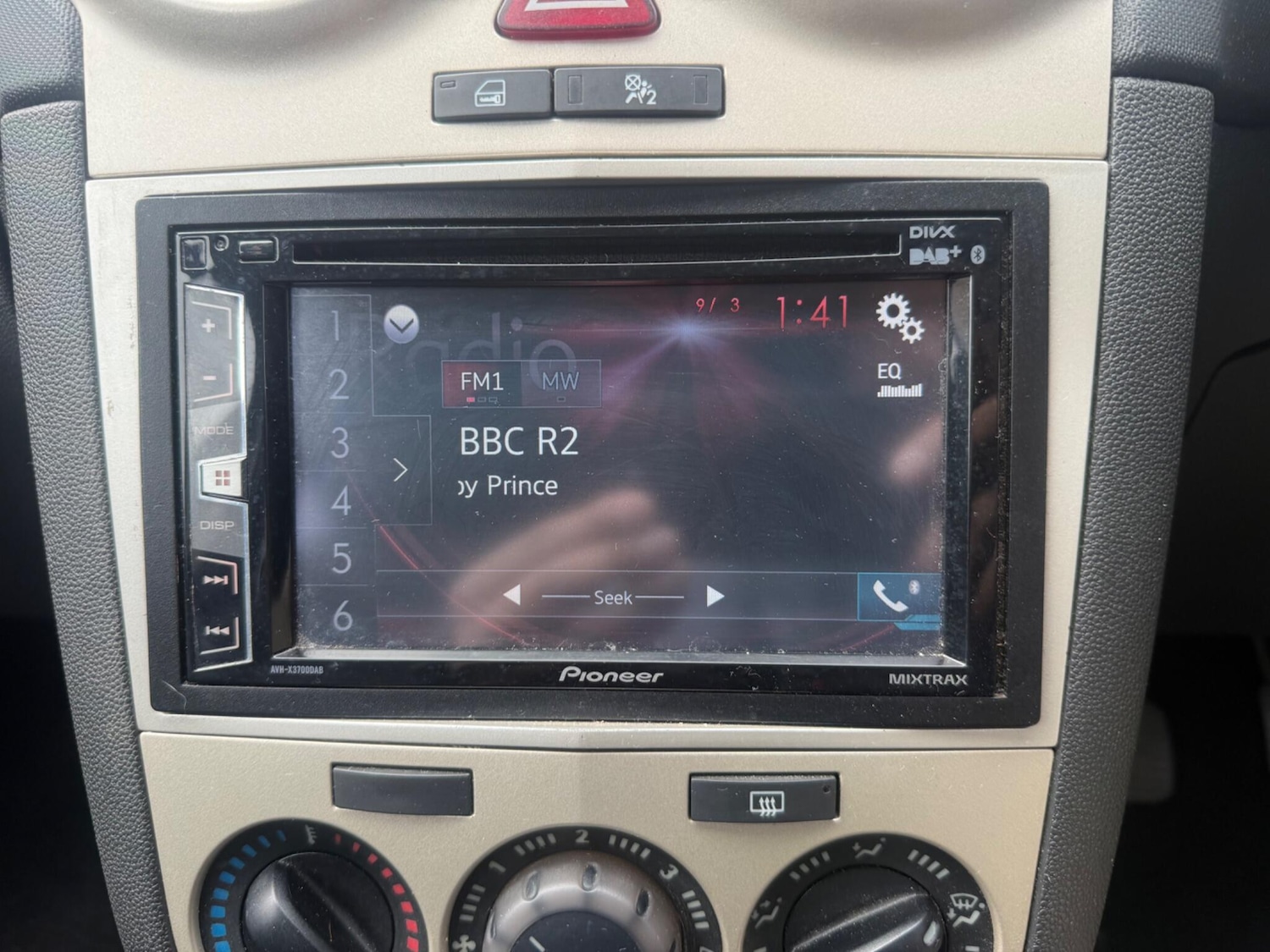 Used Vauxhall Corsa 2010 for sale - 77804959: Photo 14