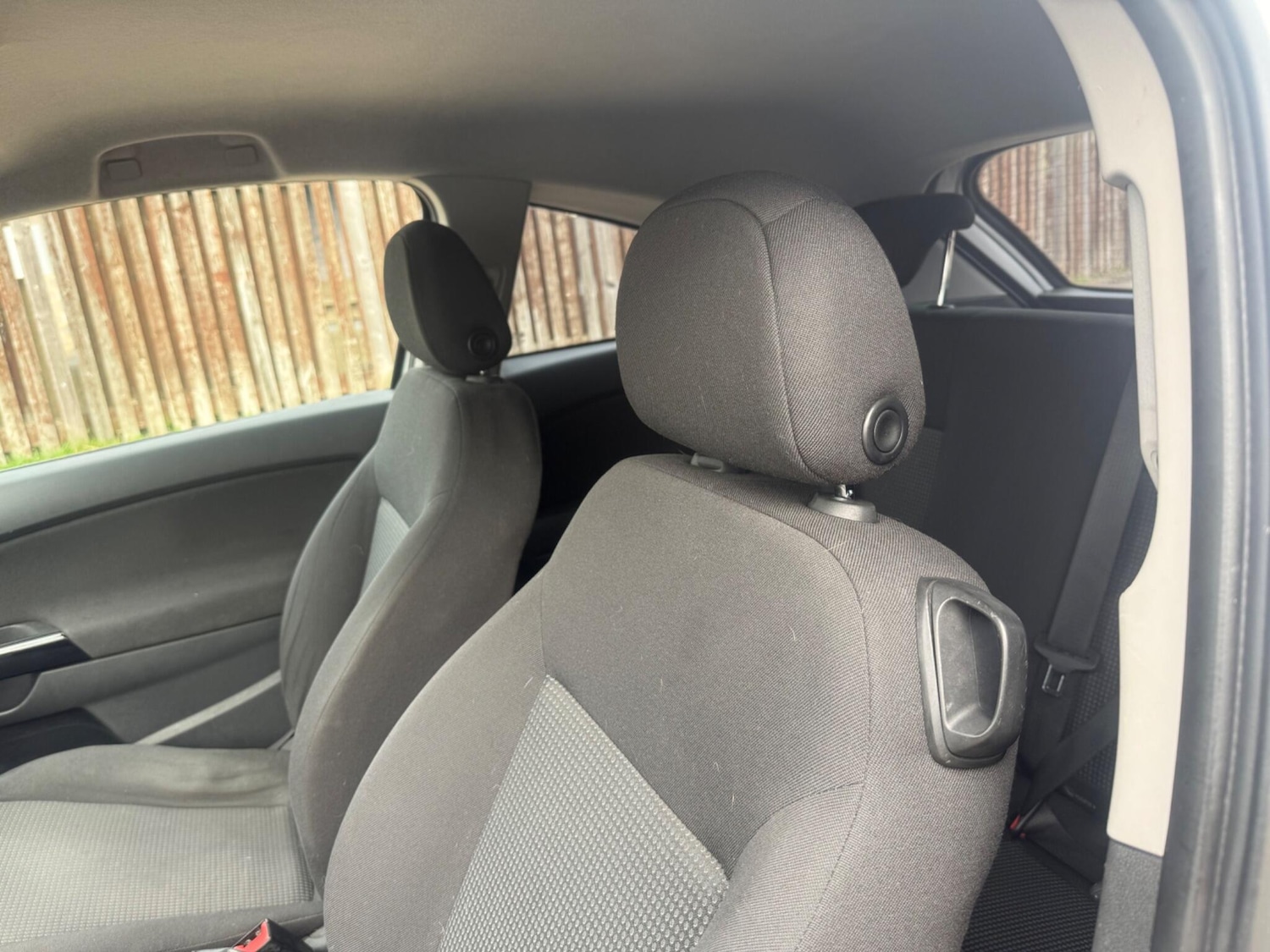 Used Vauxhall Corsa 2010 for sale - 77804959: Photo 24