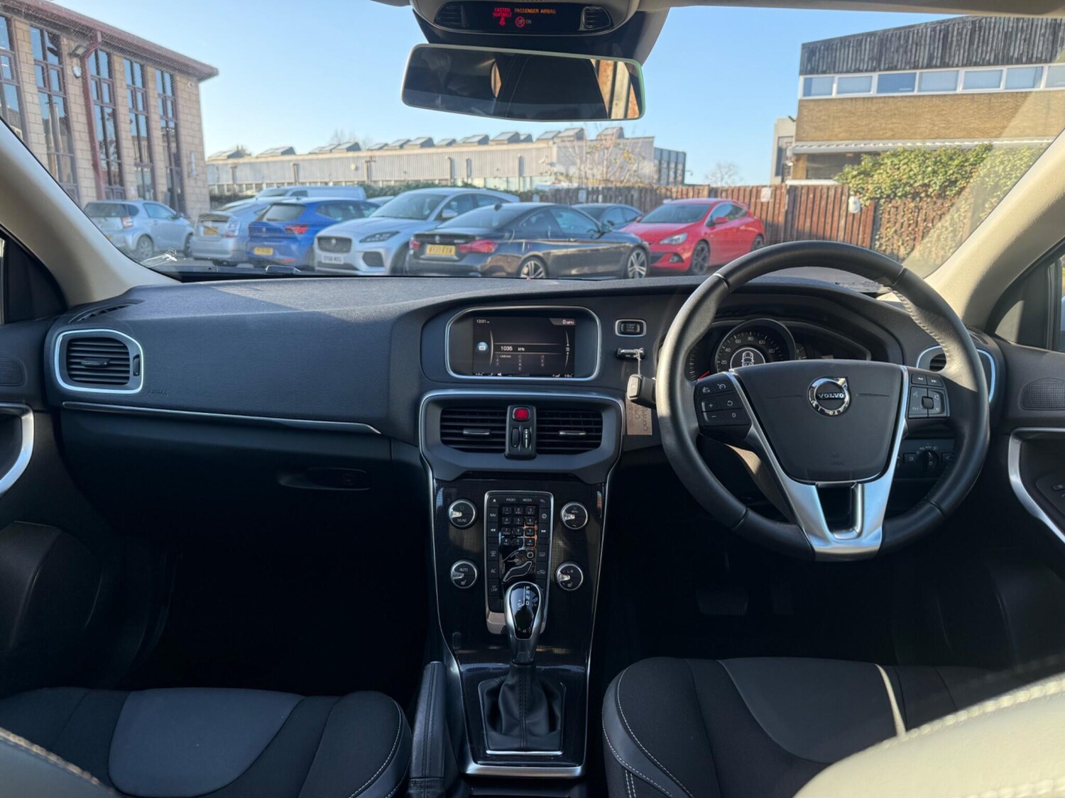 Used Volvo V40 2019 for sale - 77639453: Photo 18