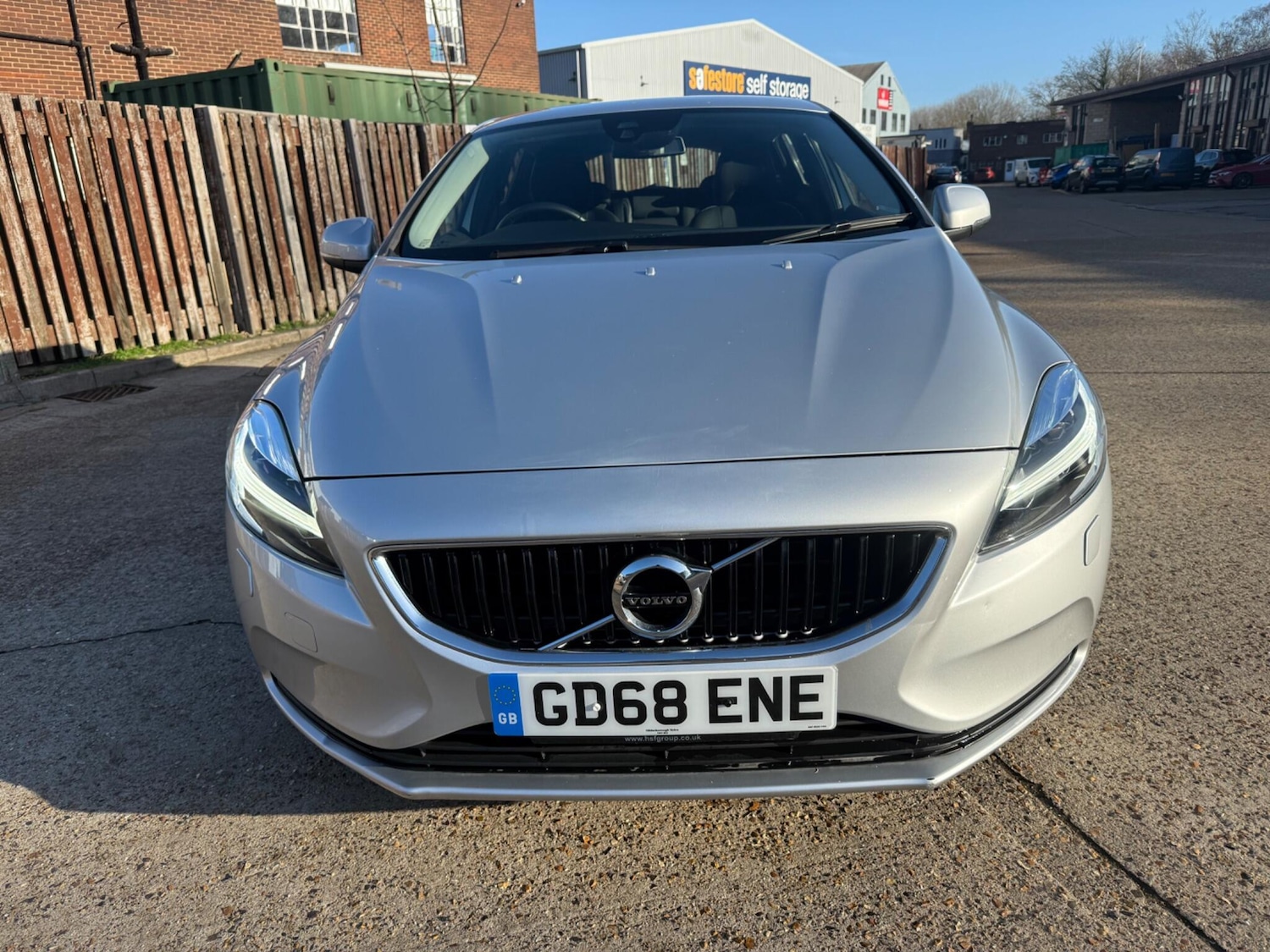 Used Volvo V40 2019 for sale - 77639453: Photo 2
