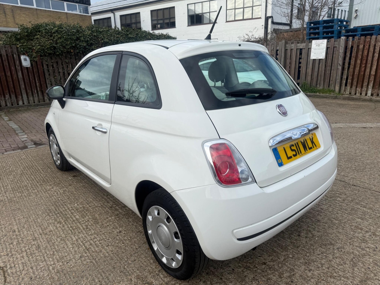Used Fiat 500 2011 for sale - 77639462: Photo 4