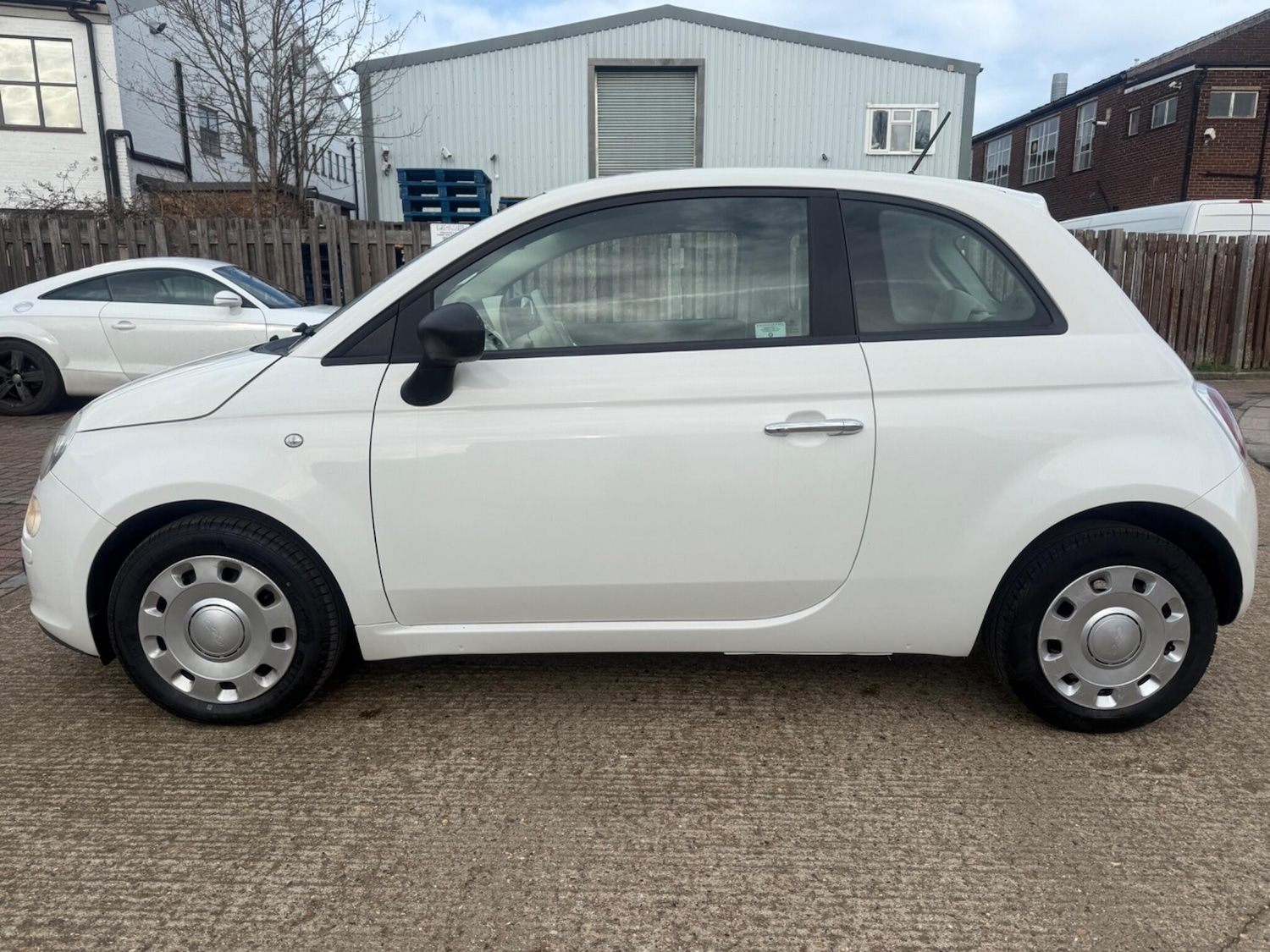 Used Fiat 500 2011 for sale - 77639462: Photo 5