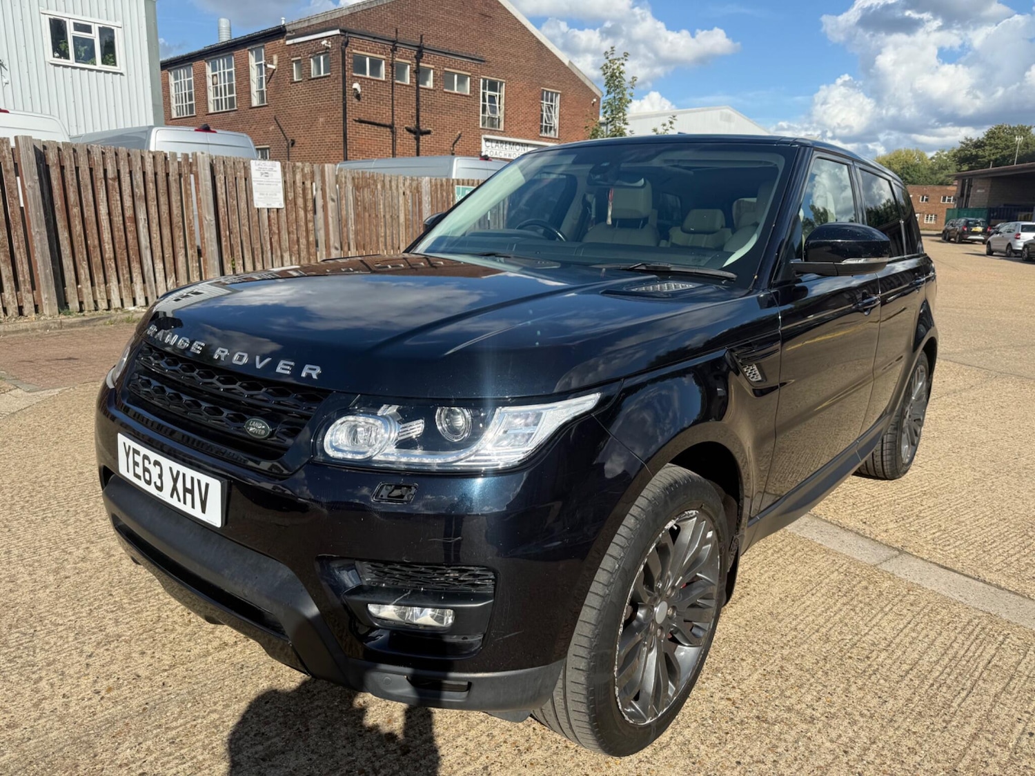 Used Land Rover Range Rover Sport 2013 for sale - 77639472: Photo 11