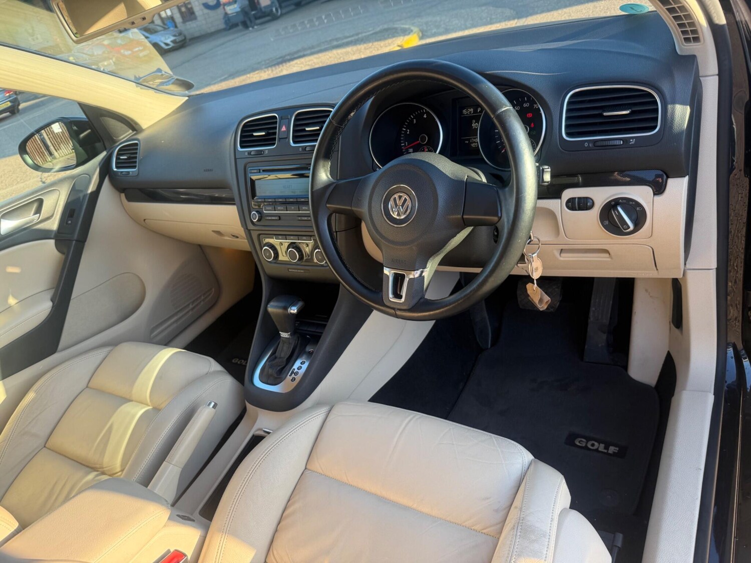 Used Volkswagen Golf 2009 for sale - 77718983: Photo 16