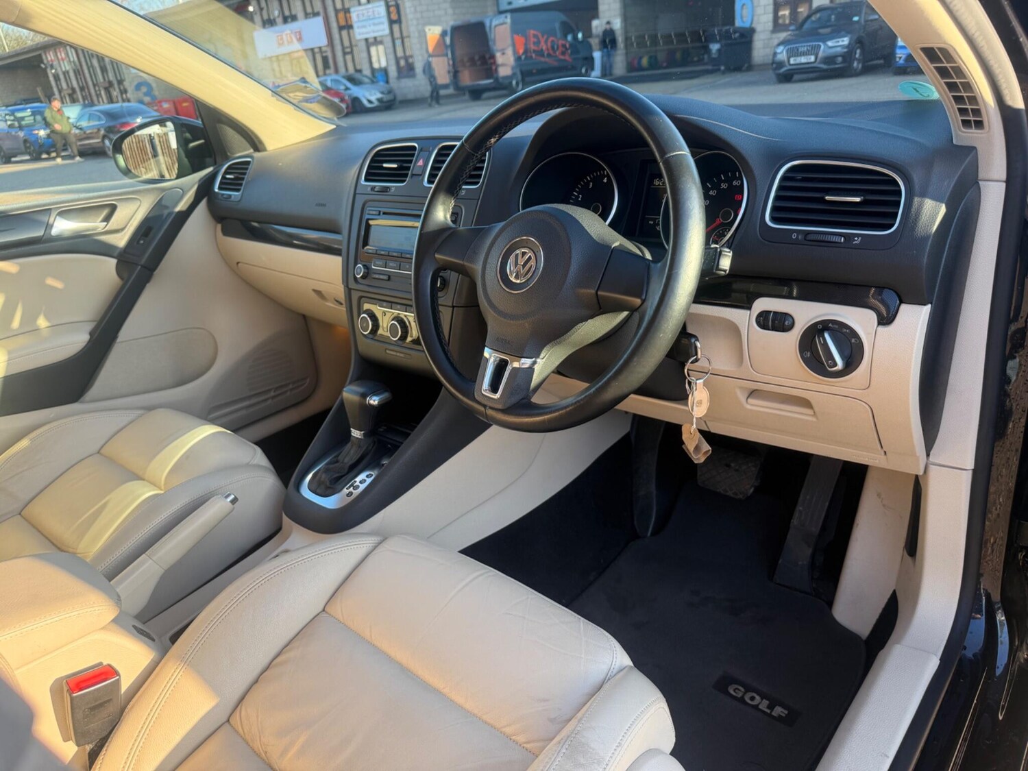 Used Volkswagen Golf 2009 for sale - 77718983: Photo 17