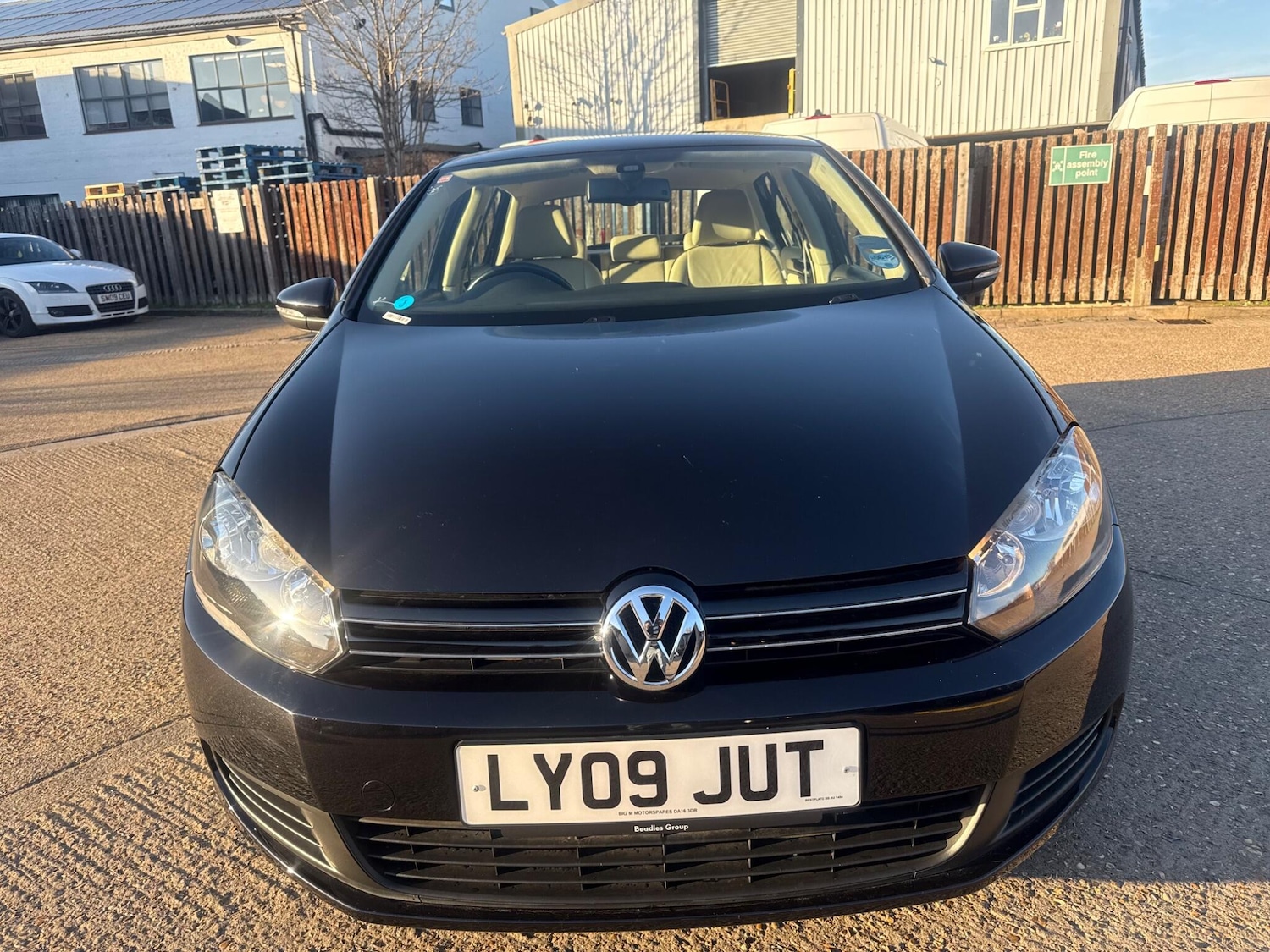 Used Volkswagen Golf 2009 for sale - 77718983: Photo 2