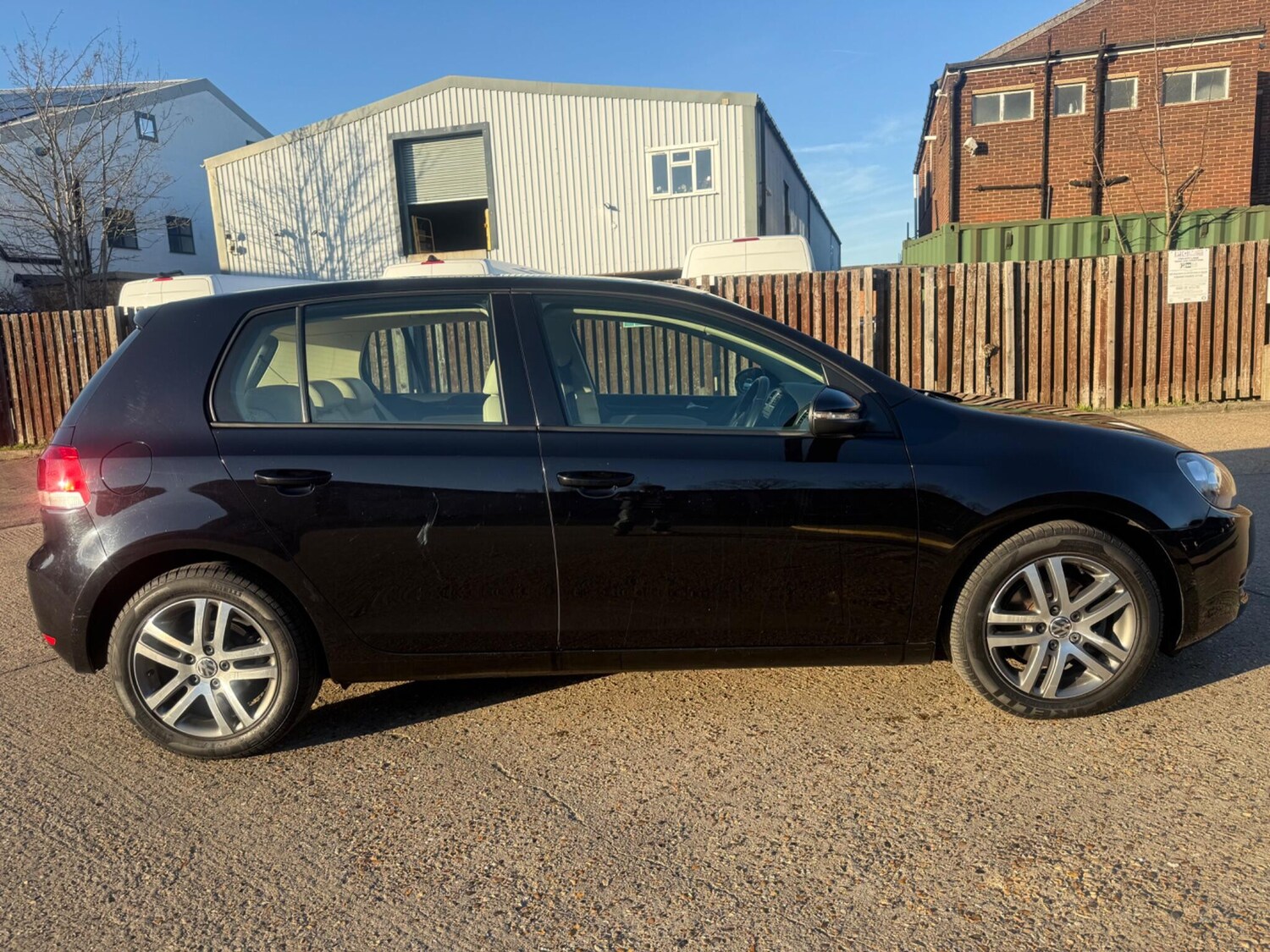 Used Volkswagen Golf 2009 for sale - 77718983: Photo 8