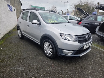 Used Dacia Sandero Stepway 2014 for sale - 77647319: Photo