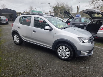 Used Dacia Sandero Stepway 2014 for sale - 77647319: Photo