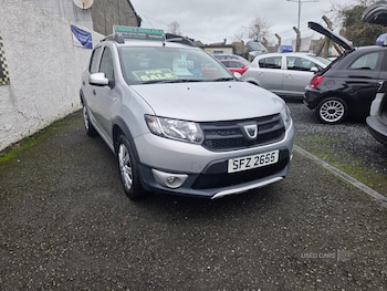 Used Dacia Sandero Stepway 2014 for sale - 77647319: Photo